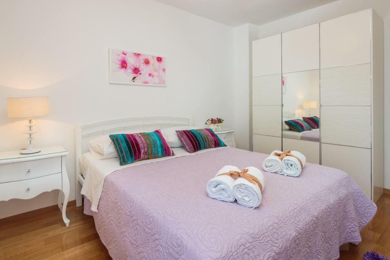Holiday Home Brac Supetar Ngoại thất bức ảnh