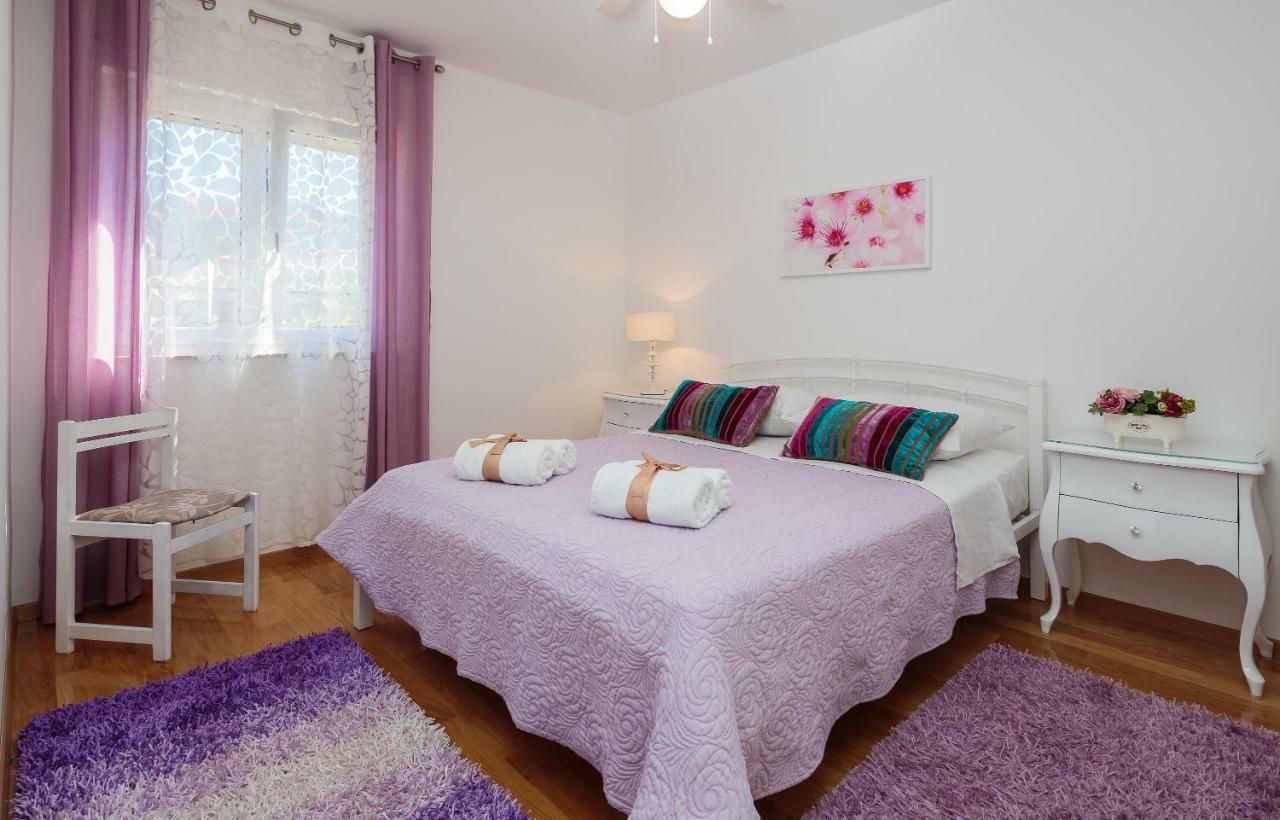 Holiday Home Brac Supetar Ngoại thất bức ảnh