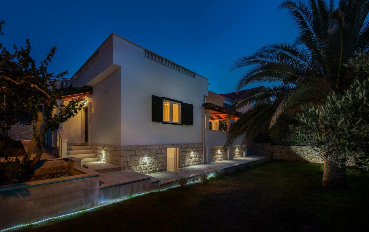 Holiday Home Brac Supetar Ngoại thất bức ảnh